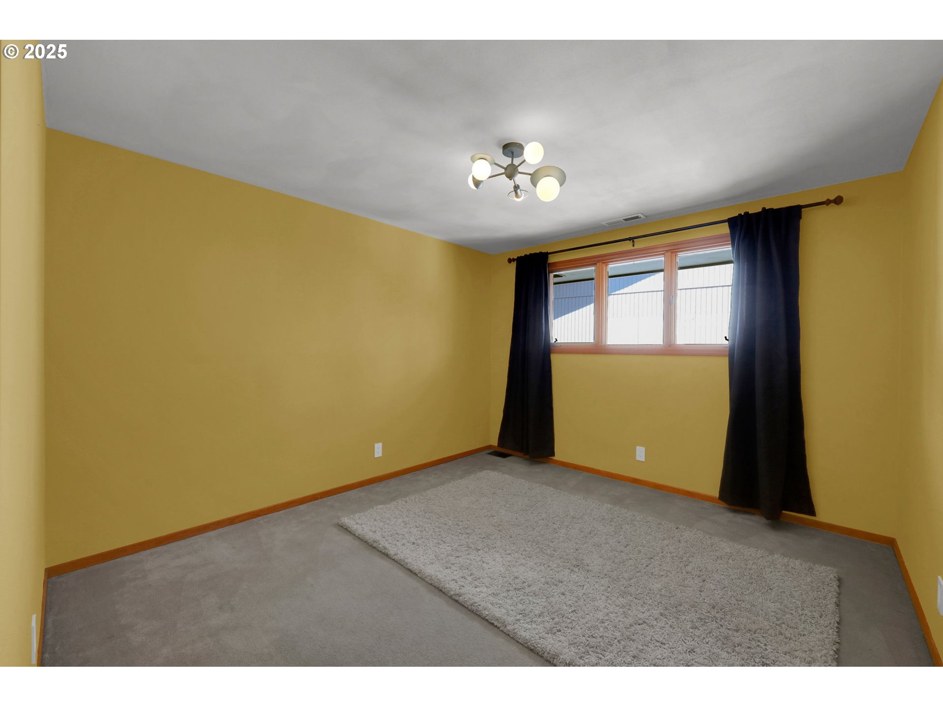 2085 Trillium Street Eugene, OR 97405 - Photo 36 of 46