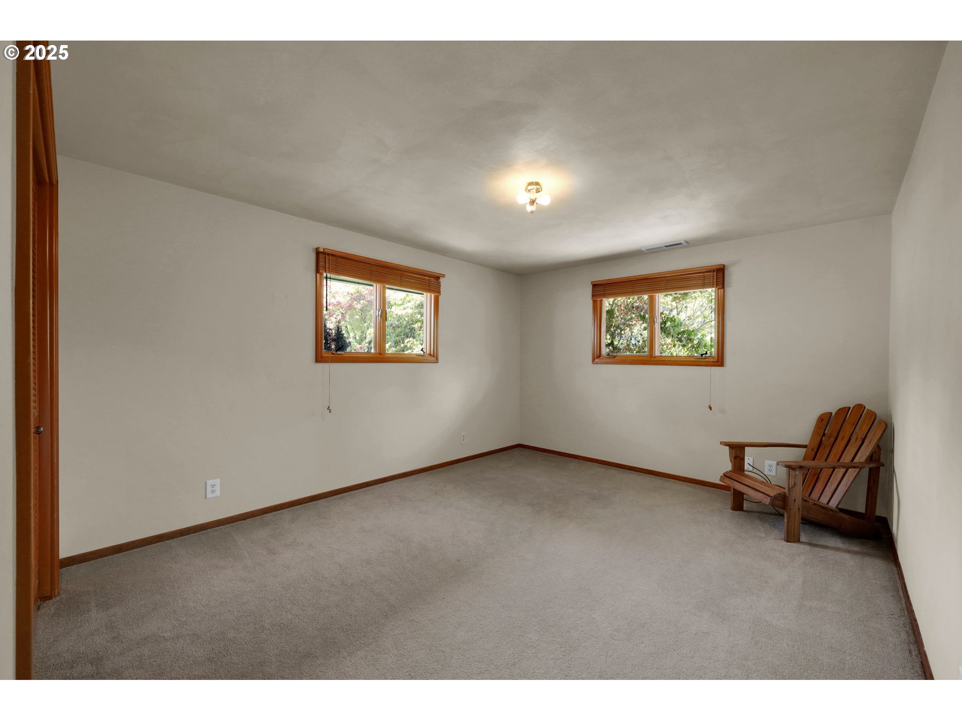 2085 Trillium Street Eugene, OR 97405 - Photo 41 of 46