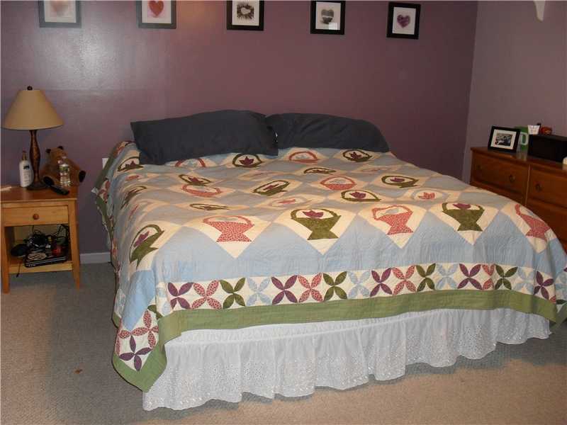 44 Delwood Road Warwick, RI 02889 - Photo 11 of 18 Bedroom.