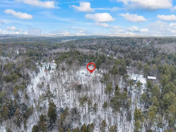 $319,000 | 1207 First Crown Point Road, Strafford, NH 03884