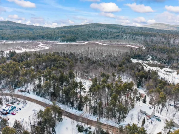 $319,000 | 1207 First Crown Point Road, Strafford, NH 03884