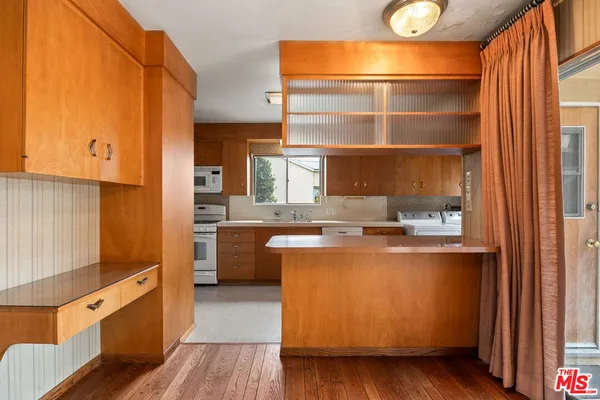 $995,000 | 6846 Wish Avenue, Van Nuys, CA 91406