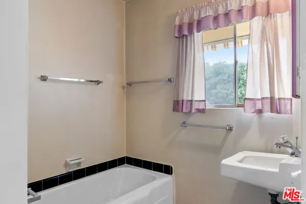 $995,000 | 6846 Wish Avenue, Van Nuys, CA 91406