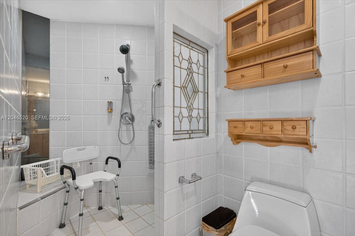 9841 Southwest 157th Terrace Miami, FL 33157 - Photo 28 of 54