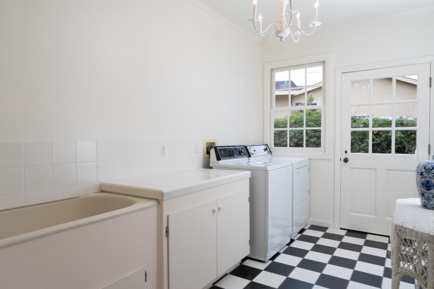 2952 Stevenson Drive Pebble Beach, CA 93953 - Photo 18 of 23 a room with a sink and a window