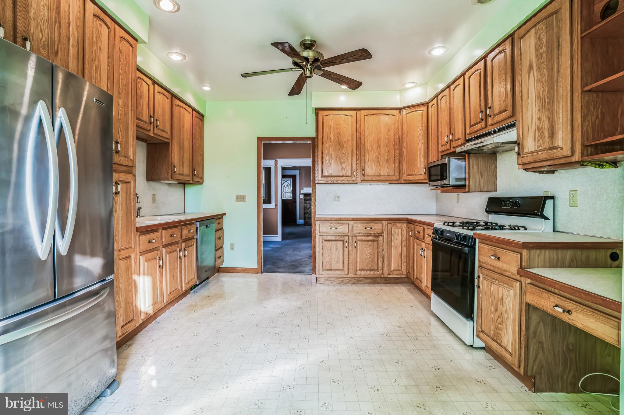 230 Burmont Road Drexel Hill, PA 19026 - Photo 11 of 31 Gallery Image 11