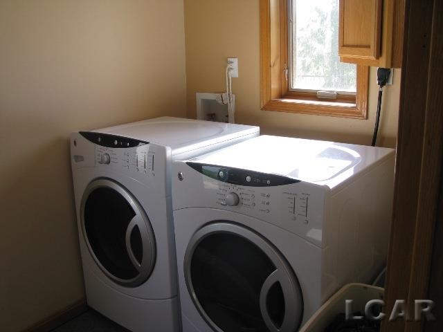 2263 Ives Road Tecumseh, MI 49286 - Photo 10 of 17 Laundry area