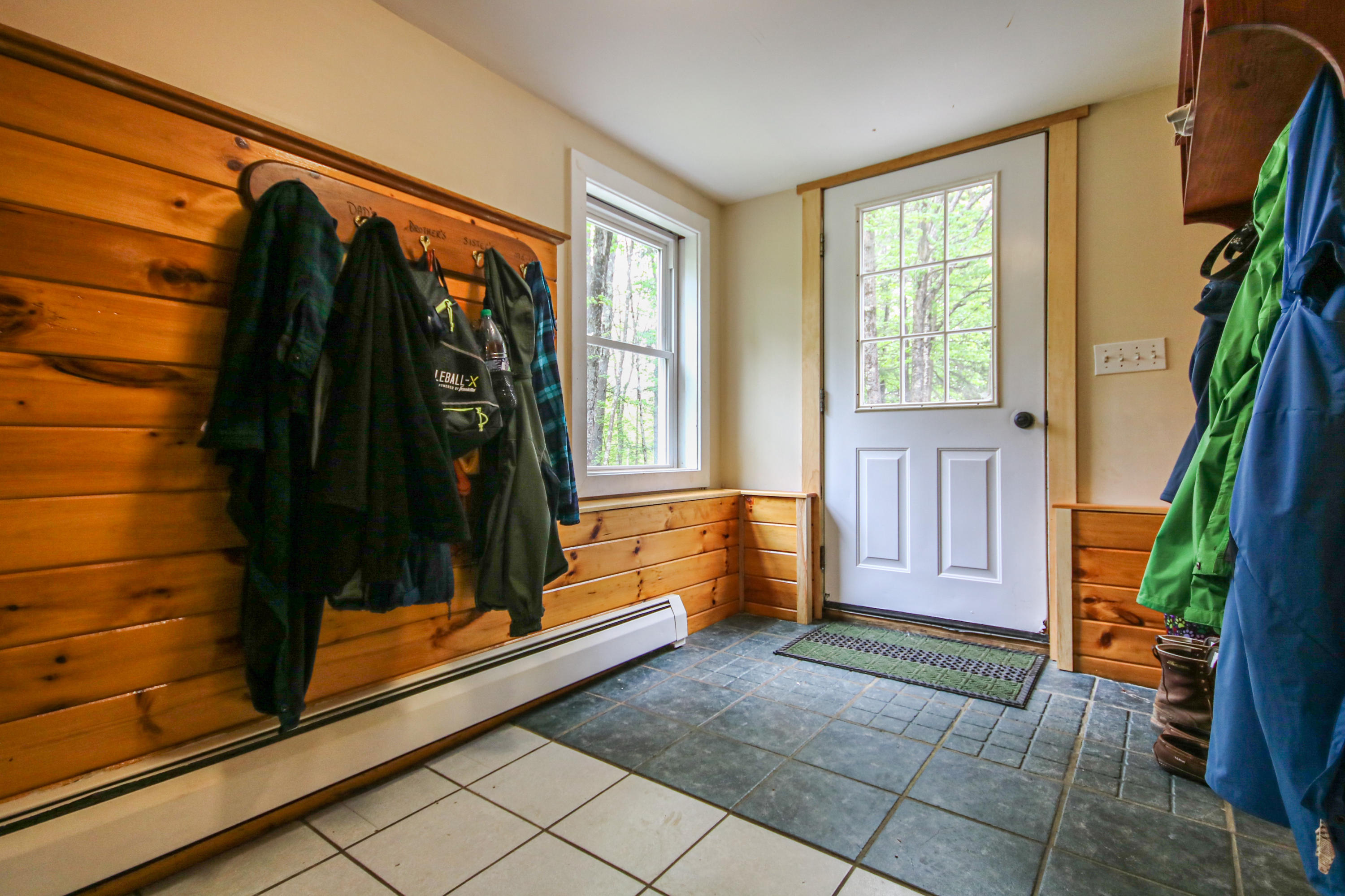 48 Chandler Road New Gloucester, ME 04260 - Photo 13 of 79 48 Chandler Rd New Gloucester - 6Mudroom