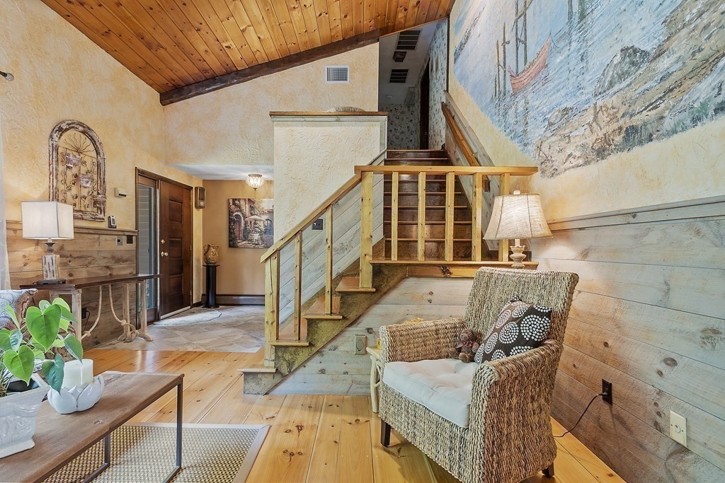 14 Shawmut Avenue Danvers, MA 01923 - Photo 6 of 40 a view of entryway and hall