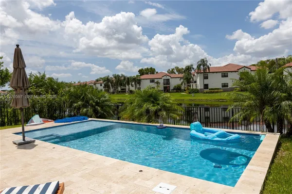 $7,000 | 11826 Southwest 13th Ct., Pembroke Pines, FL 33025
