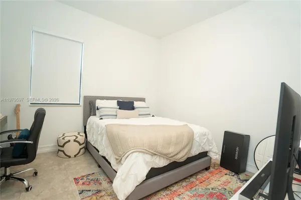 $7,000 | 11826 Southwest 13th Ct., Pembroke Pines, FL 33025