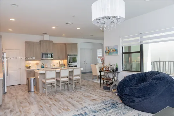 $7,000 | 11826 Southwest 13th Ct., Pembroke Pines, FL 33025