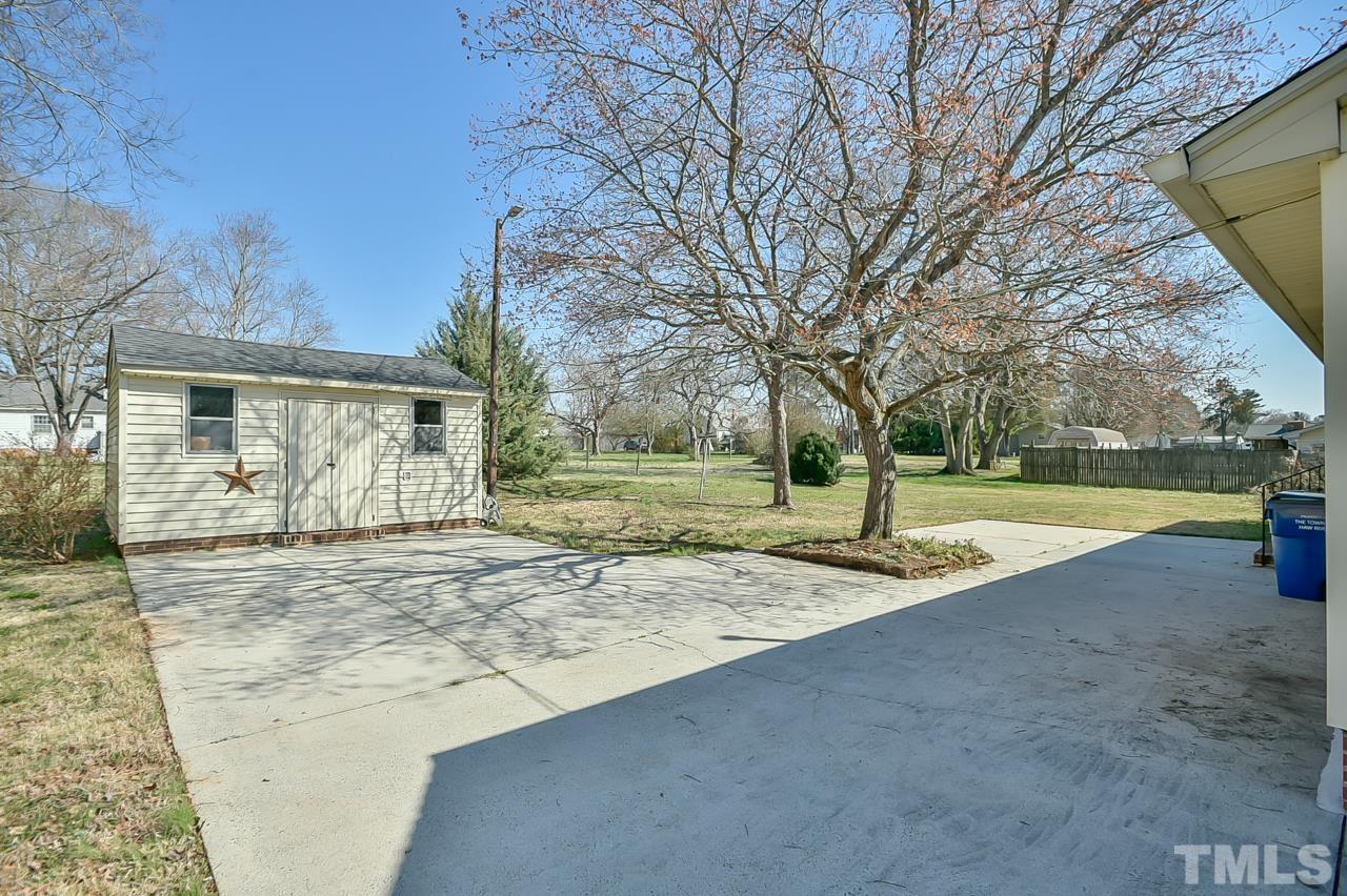 619 Rolling Road Haw River, NC 27258 - Photo 3 of 15 Gallery Image 3