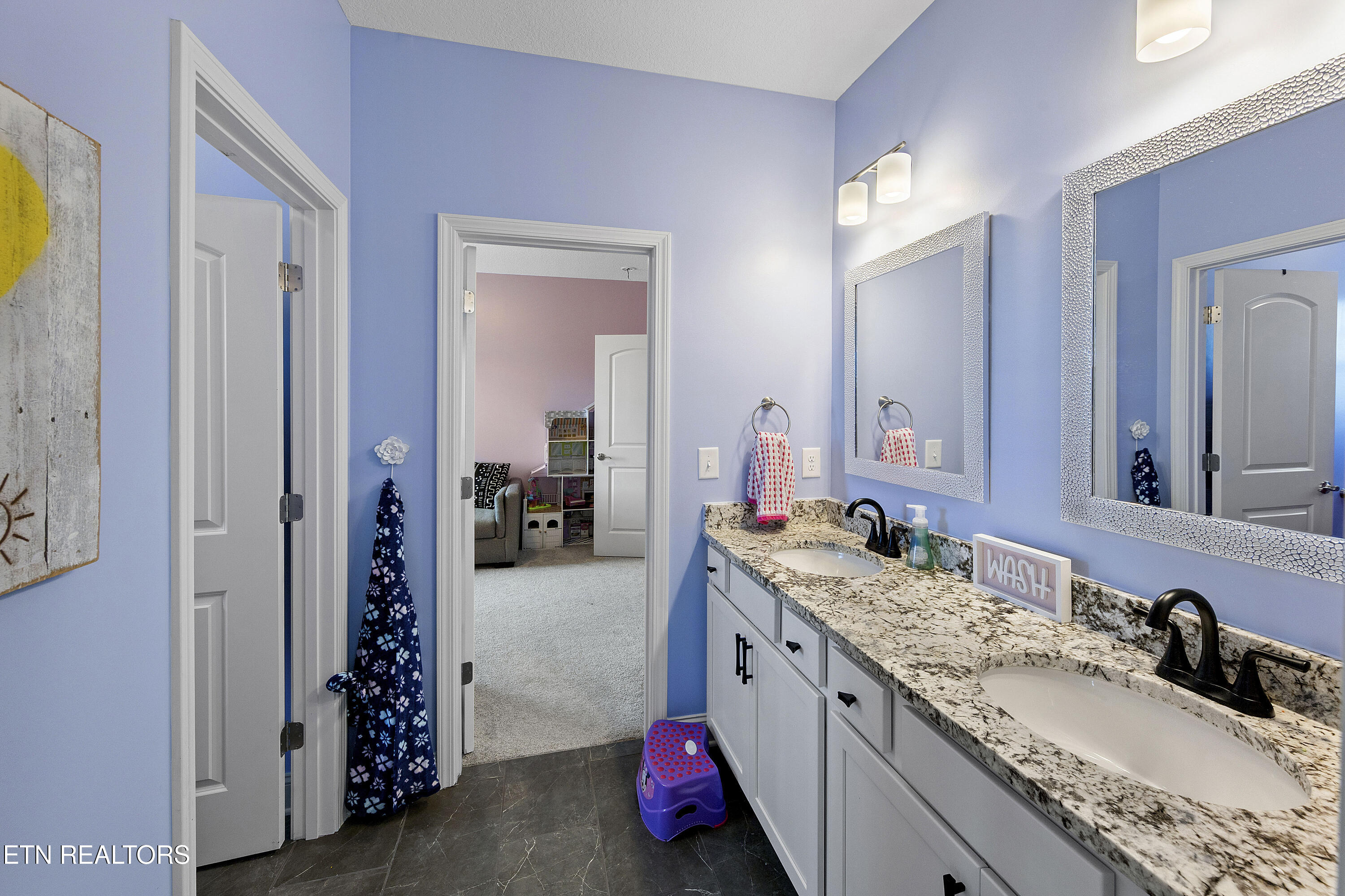 1431 Ridge Climber Road Knoxville, TN 37922 - Photo 38 of 44 L40A4212