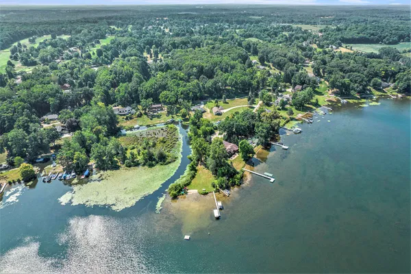 $430,000 | 7109 Lake Shore Drive, Gregory, MI 48137