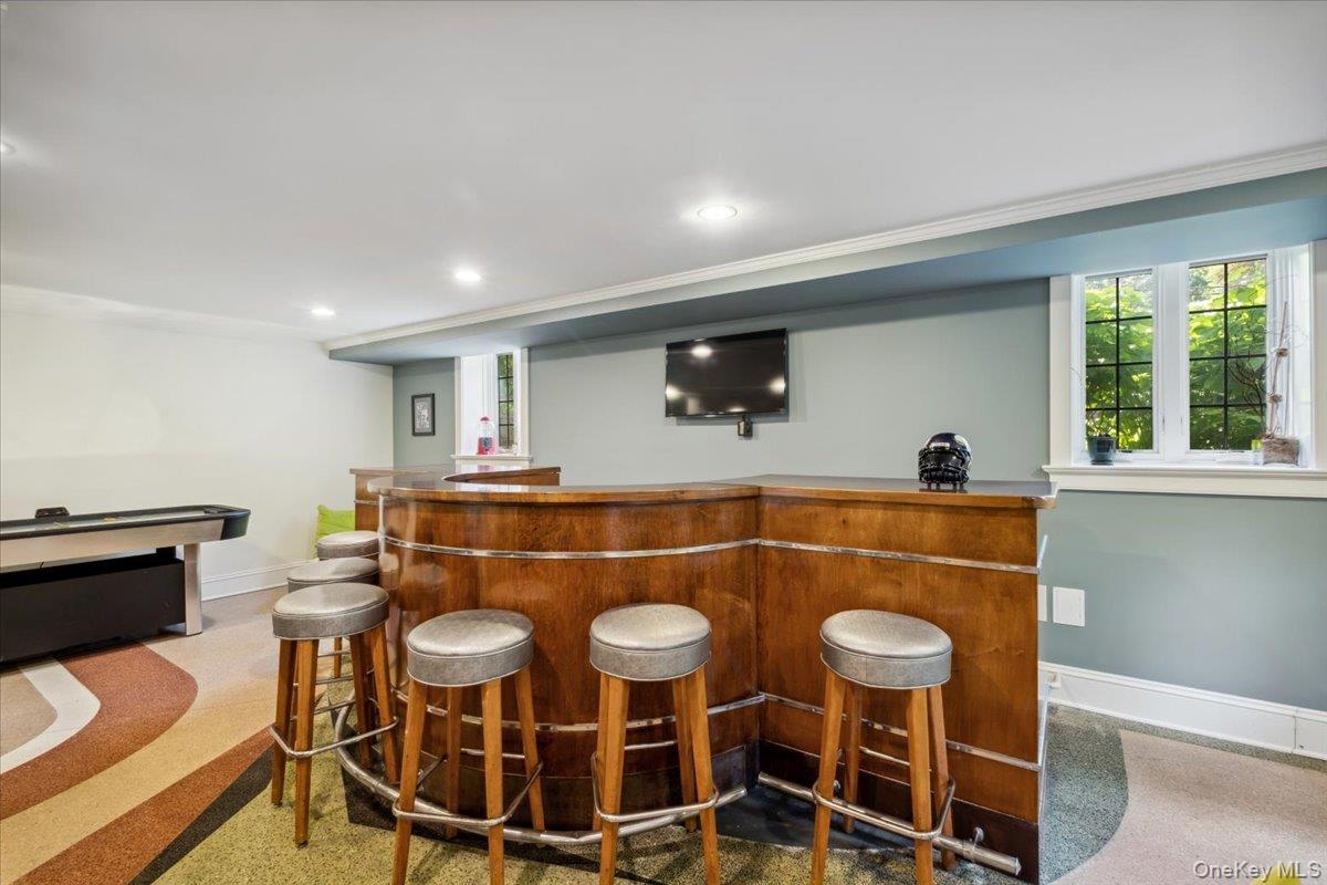 54 Inverness Road Scarsdale, NY 10583 - Photo 33 of 38