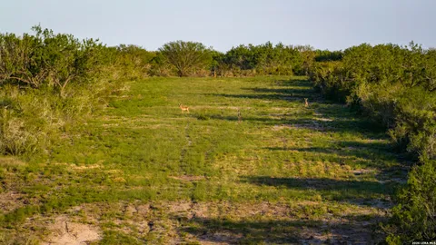 $2,532,000 | 422 F M 791, Campbellton, TX 78008