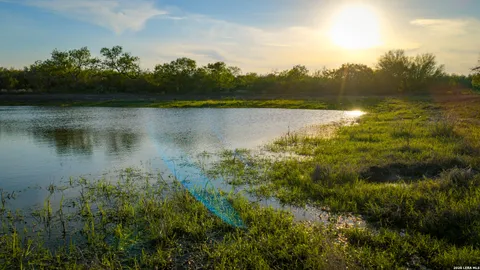 $2,532,000 | 422 F M 791, Campbellton, TX 78008
