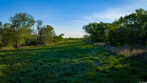 $2,532,000 | 422 F M 791, Campbellton, TX 78008