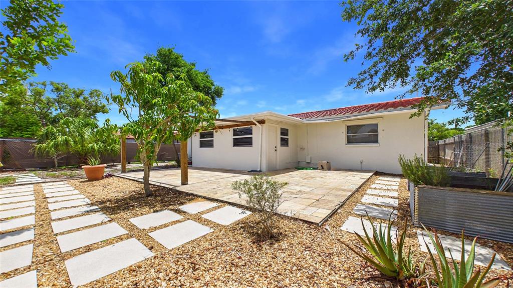 2138 Timber Lane Clearwater, FL 33763 - Photo 50 of 53
