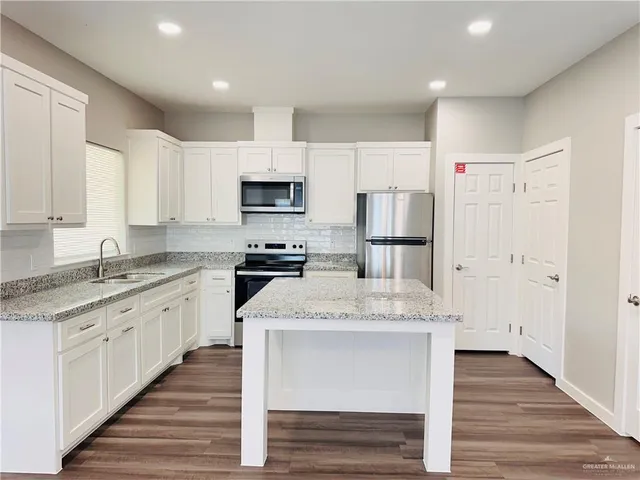 $1,550 | 2400 East San Andrea Street, Unit 2, Edinburg, TX 78542