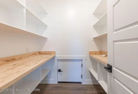 $1,100,000 | 330 Mantua Mdws Lane, Afton, WY 83110