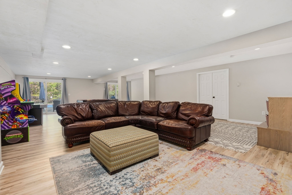 220 Newtown Road Acton, MA 01720 - Photo 25 of 38
