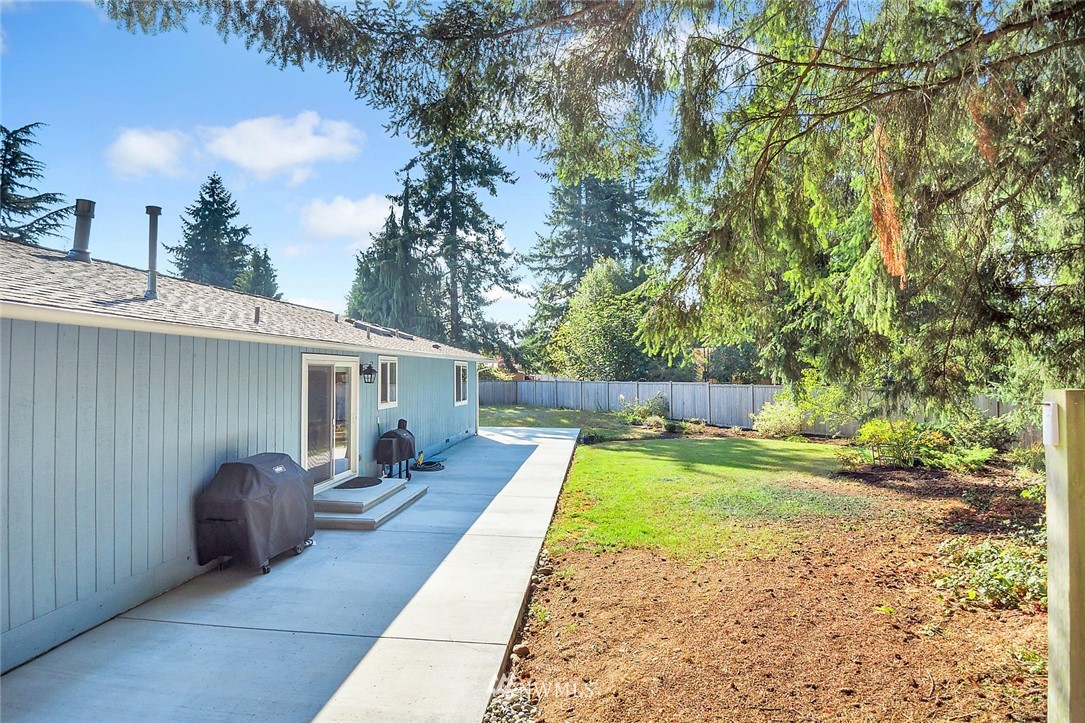 2428 166th Place Southeast Bothell, WA 98012 - Photo 15 of 21