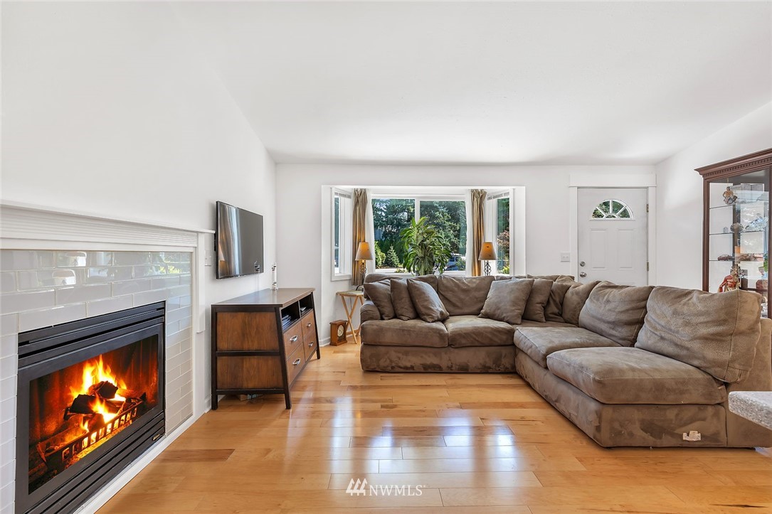 2428 166th Place Southeast Bothell, WA 98012 - Photo 6 of 21