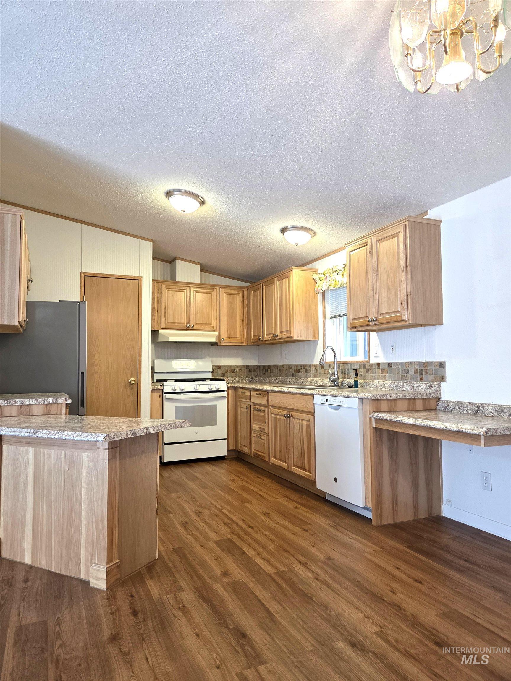 2115 6th, Unit 60 Clarkston, WA 99403 - Photo 3 of 28