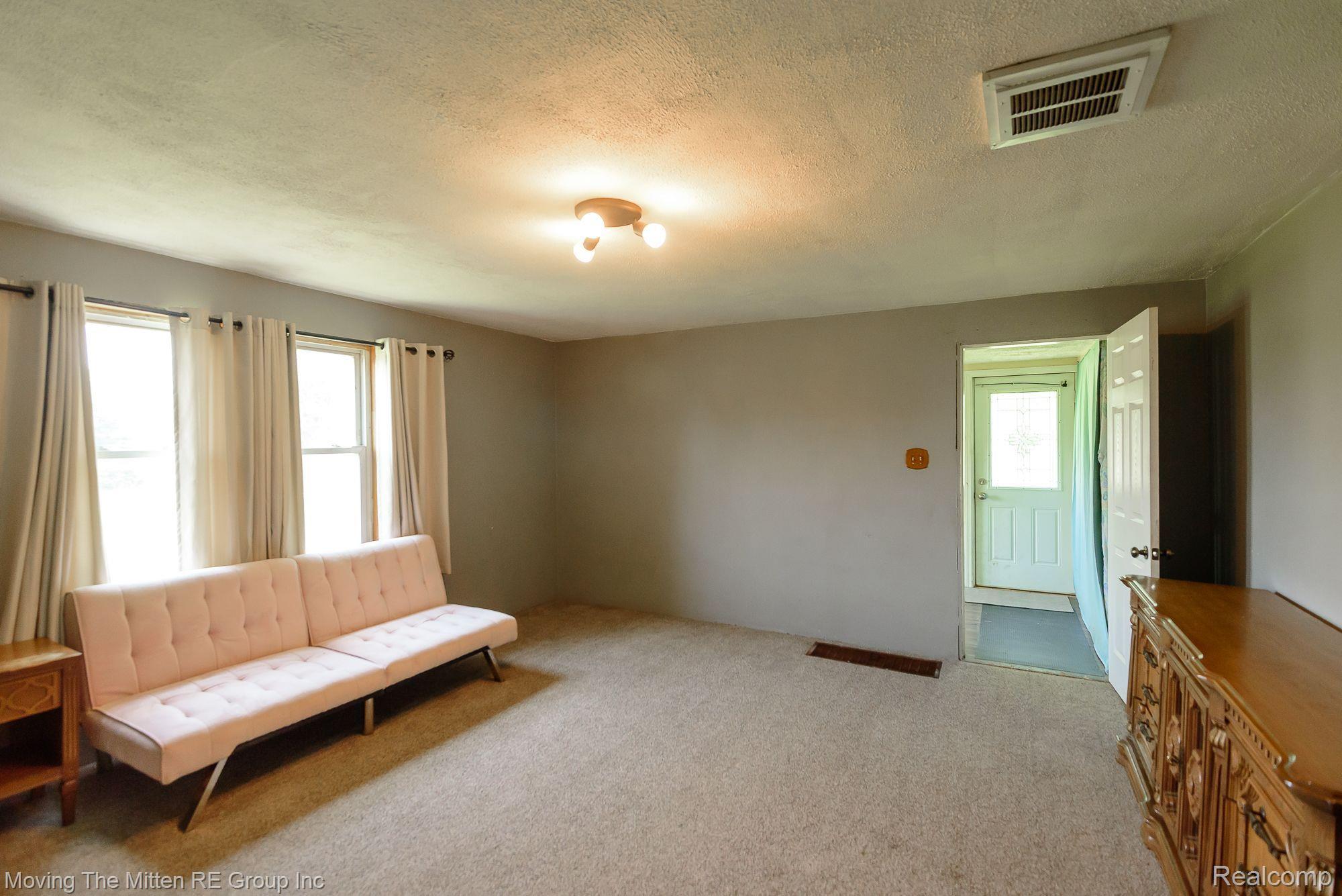2811 West Newburg Road Carleton, MI 48117 - Photo 7 of 52 Gallery Image 7
