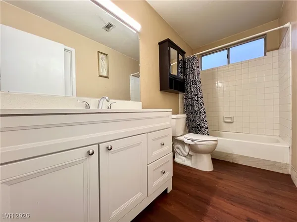 $2,970 | 6776 Quinella Drive, Las Vegas, NV 89103