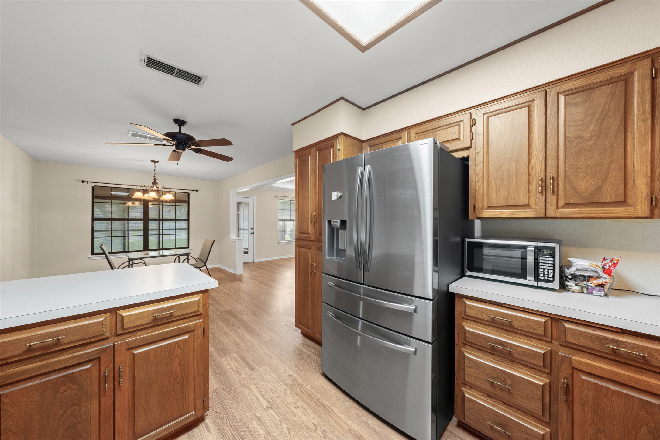 9 Beaver Loop Temple, TX 76502 - Photo 5 of 28