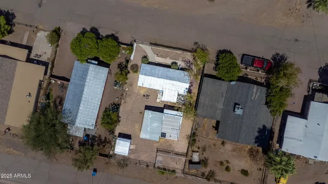 a picture of city view