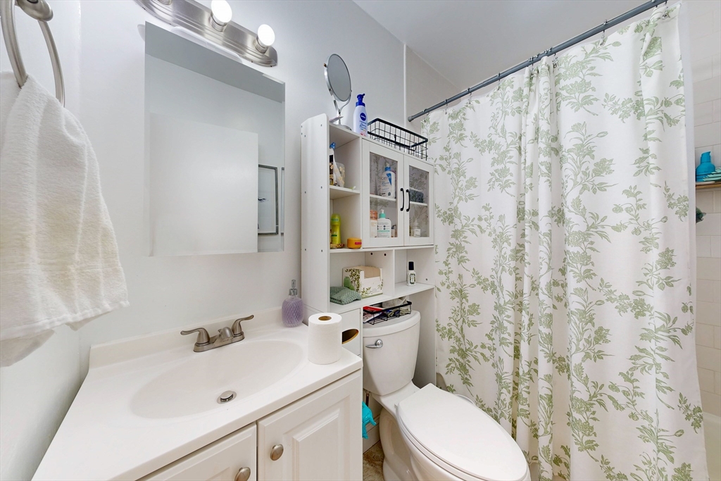 4 Rand Place Boston, MA 02125 - Photo 13 of 27