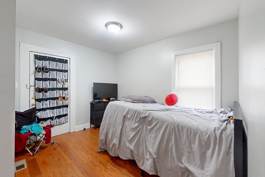 4 Rand Place Boston, MA 02125 - Photo 18 of 27