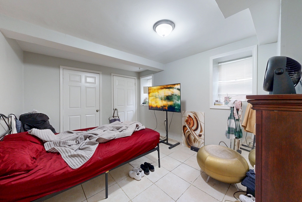 4 Rand Place Boston, MA 02125 - Photo 22 of 27