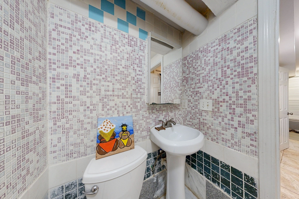 4 Rand Place Boston, MA 02125 - Photo 24 of 27