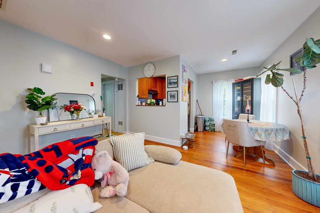 4 Rand Place Boston, MA 02125 - Photo 8 of 27