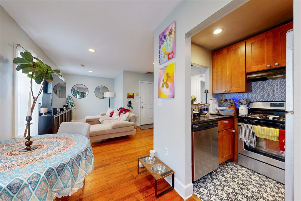 4 Rand Place Boston, MA 02125 - Photo 10 of 27