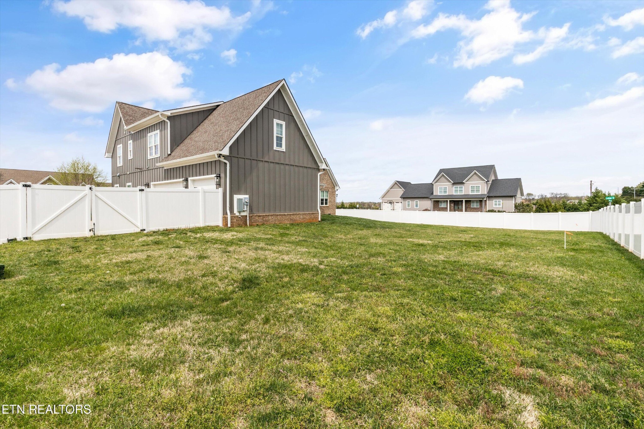2206 Rockingham Drive Maryville, TN 37803 - Photo 36 of 40 Gallery Image 36