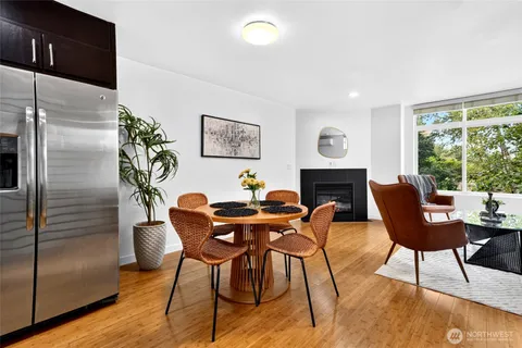 $639,000 | 2122 Northeast 89th Street, Seattle, WA 98115