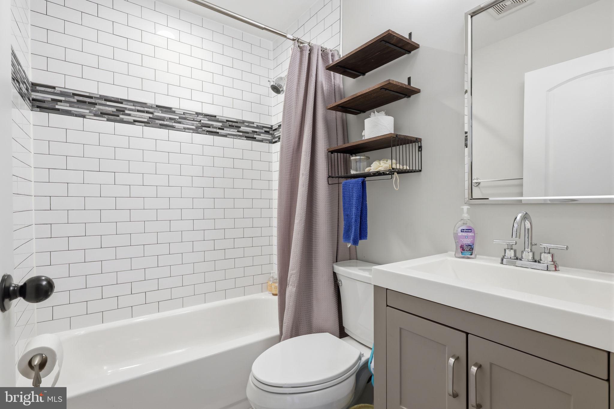 68 Butternut Road Levittown, PA 19057 - Photo 9 of 28