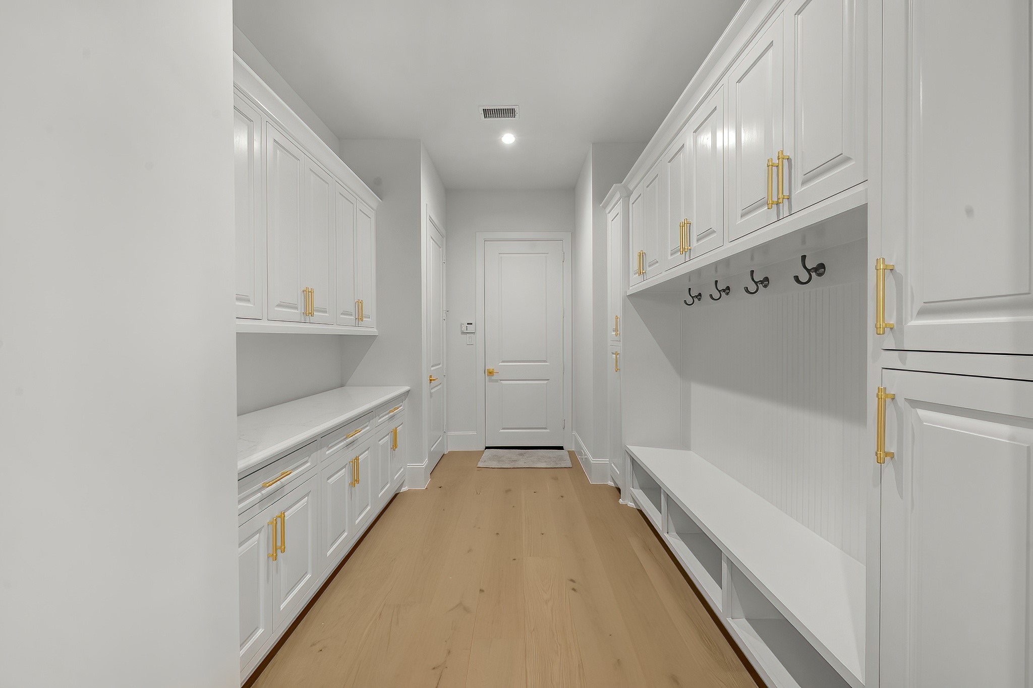 26041 Crown Ranch Boulevard Montgomery, TX 77316 - Photo 25 of 48 a bathroom with a bathtub and a sink