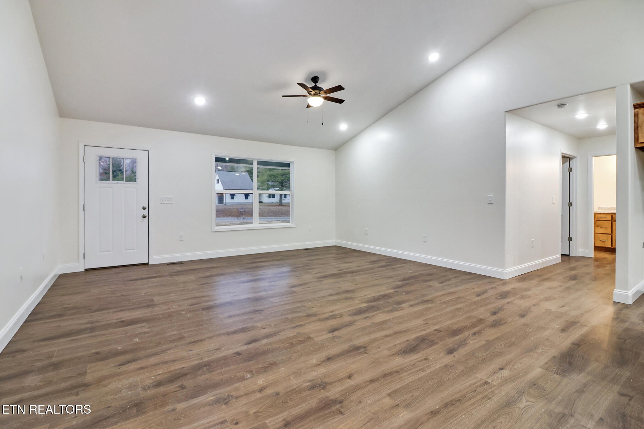 181 Jay Loop Jamestown, TN 38556 - Photo 15 of 56 Gallery Image 15