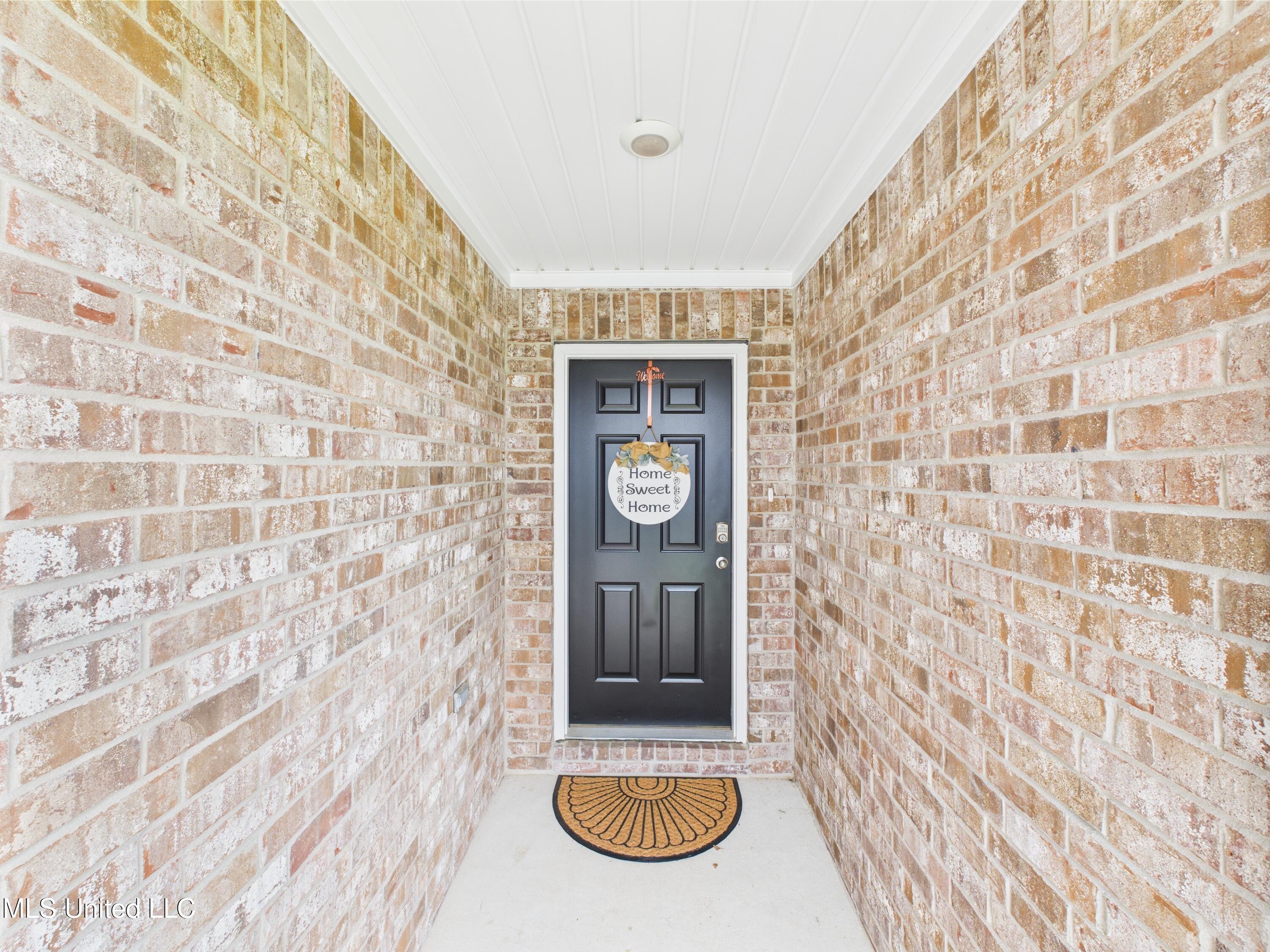 CAM05028G0-PR0008-STILL005