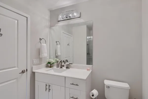 $3,995 | 300 South Australian Avenue, Unit 818, West Palm Beach, FL 33401