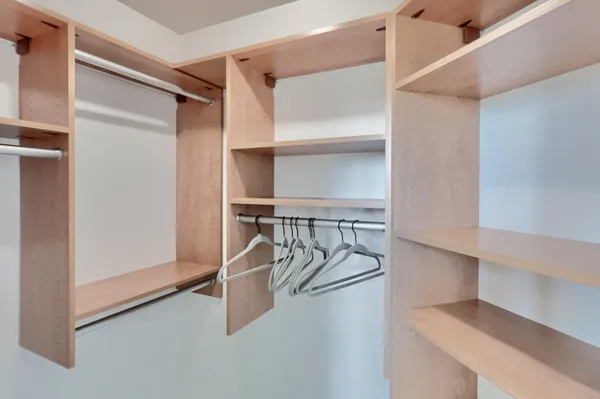 $3,995 | 300 South Australian Avenue, Unit 818, West Palm Beach, FL 33401