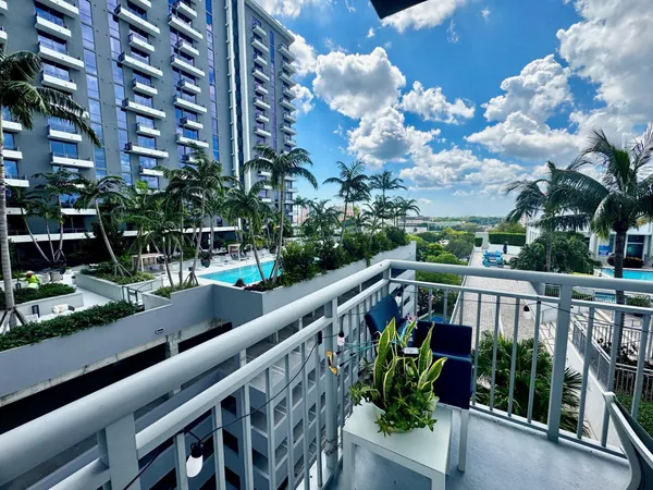 $3,995 | 300 South Australian Avenue, Unit 818, West Palm Beach, FL 33401