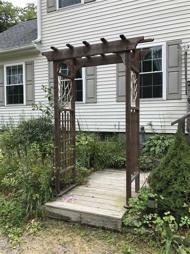 239 Bay Road Sanbornton, NH 03269 - Photo 2 of 33 Gallery Image 2